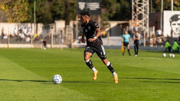 Enhancing Rowing Prowess: Unlocking Stroke Efficiency and Performance with Augmented Feedback Technology